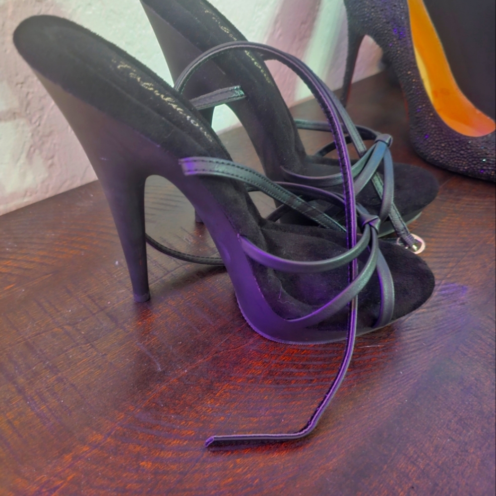 Black heels